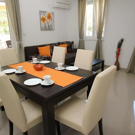 Gorica By Interhome Baška