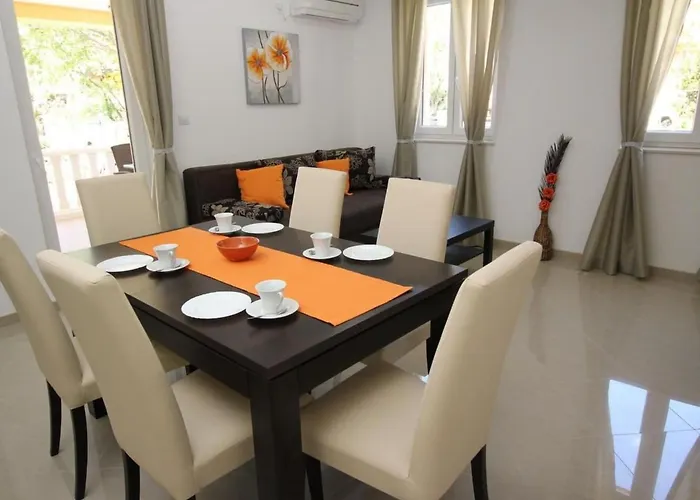 Gorica By Interhome Baška